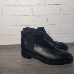 Tod's Chelsea Leather Ankle Black Bootie